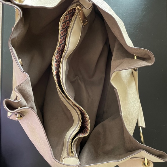 Blush Purse - Picture 3 of 3